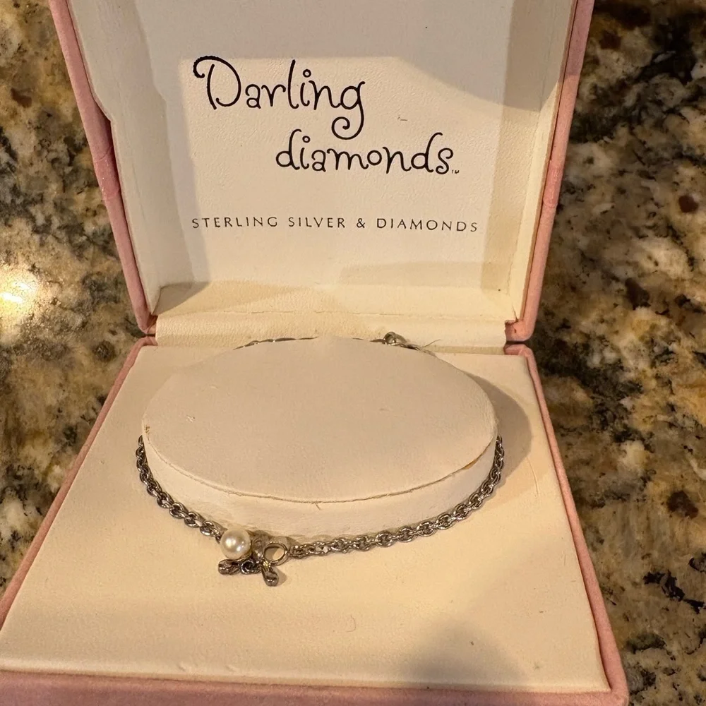 💓VINTAGE darling diamonds Sterling Silver & Diamond Bracelet